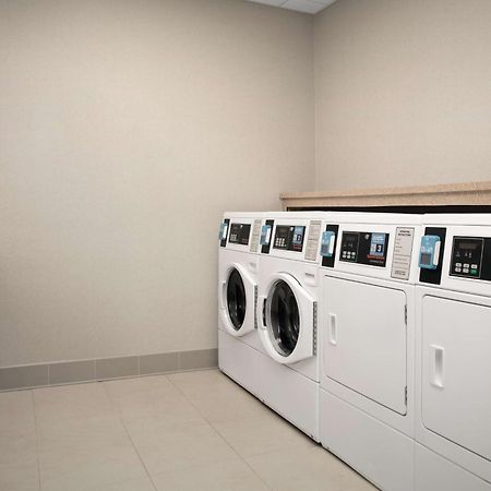 Hilton Garden Inn Philadelphia-פורט וושינגטון מראה חיצוני תמונה